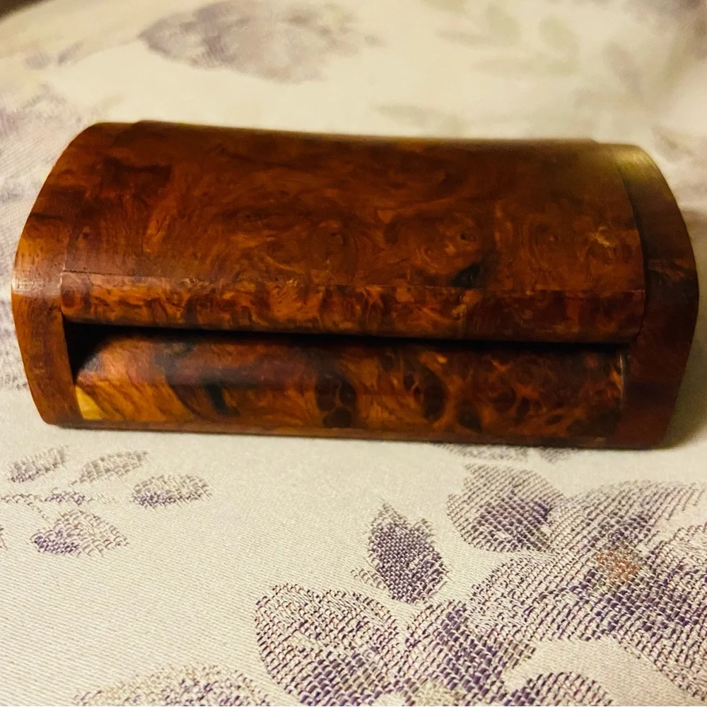 Handmade hinged small wooden box, perfect for your rings, earrings or necklace